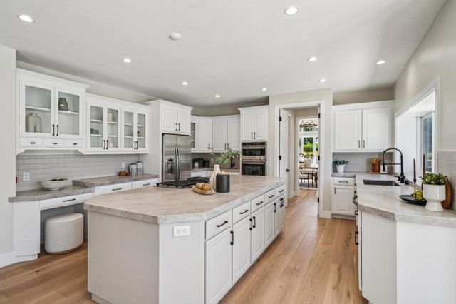21668 Toll Gate Road, Saratoga, CA 95070