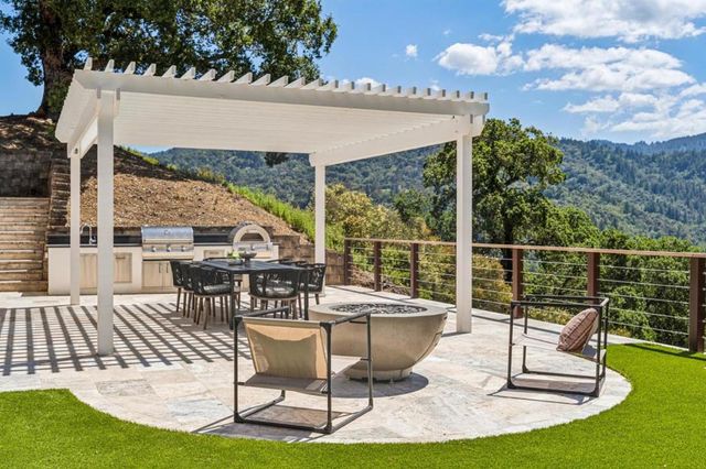 21668 Toll Gate Road, Saratoga, CA 95070