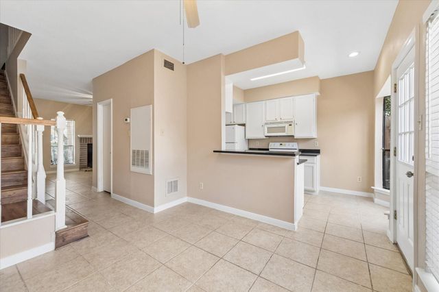 12550 Piping Rock Drive 10, Houston, TX 77077