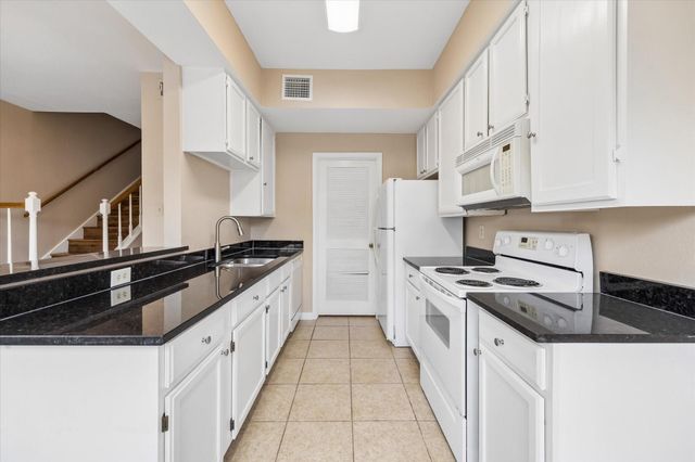 12550 Piping Rock Drive 10, Houston, TX 77077