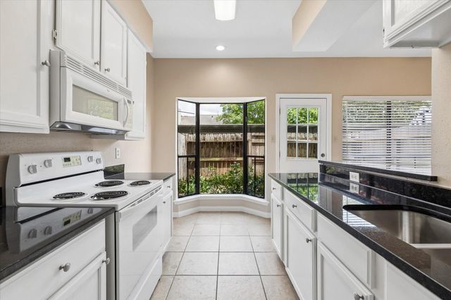 12550 Piping Rock Drive 10, Houston, TX 77077
