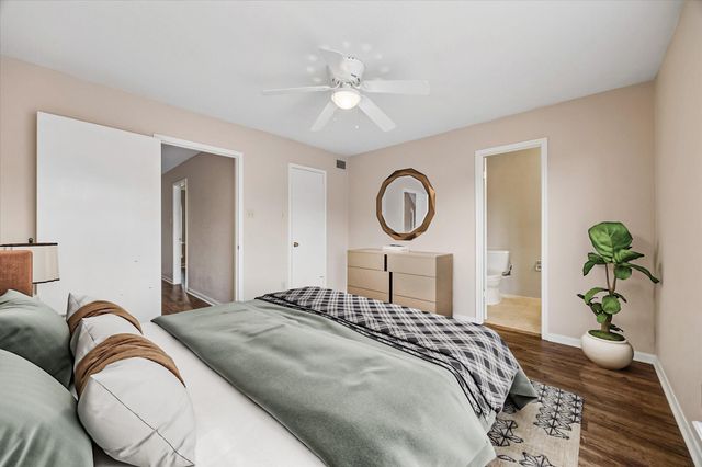 12550 Piping Rock Drive 10, Houston, TX 77077