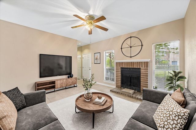 12550 Piping Rock Drive 10, Houston, TX 77077