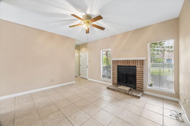 12550 Piping Rock Drive 10, Houston, TX 77077