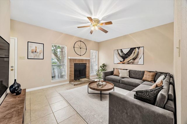 12550 Piping Rock Drive 10, Houston, TX 77077