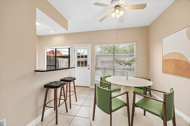 12550 Piping Rock Drive 10, Houston, TX 77077
