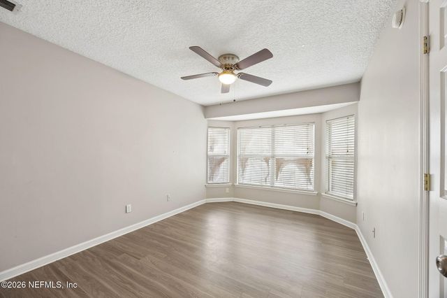8531 LONGFORD Drive, Jacksonville, FL 32244