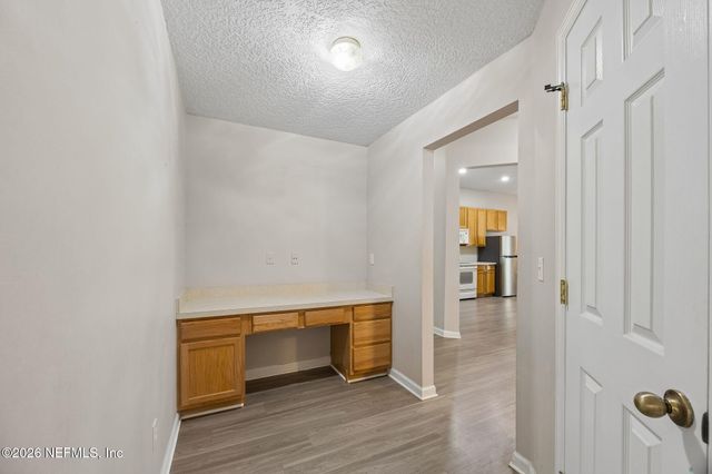 8531 LONGFORD Drive, Jacksonville, FL 32244