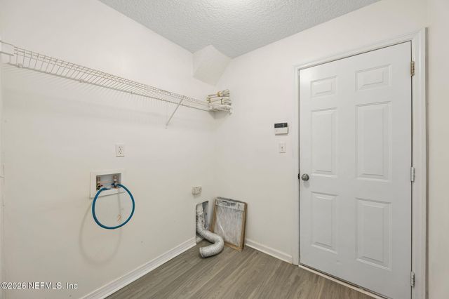 8531 LONGFORD Drive, Jacksonville, FL 32244