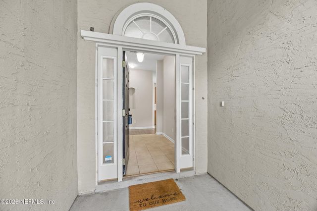 8531 LONGFORD Drive, Jacksonville, FL 32244