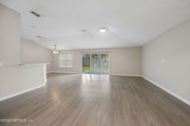 8531 LONGFORD Drive, Jacksonville, FL 32244