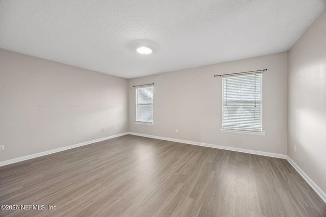 8531 LONGFORD Drive, Jacksonville, FL 32244
