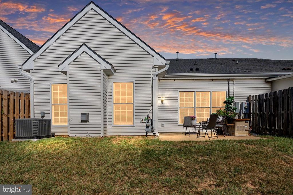 11211 SILVERSMITH LN, Fredericksburg, VA 22407