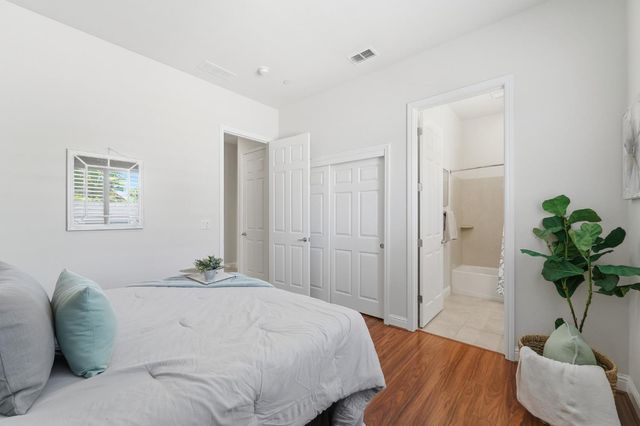 2159 Knollwood Ct, Manteca, CA 95336