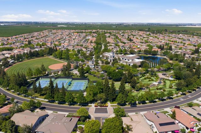 2159 Knollwood Ct, Manteca, CA 95336
