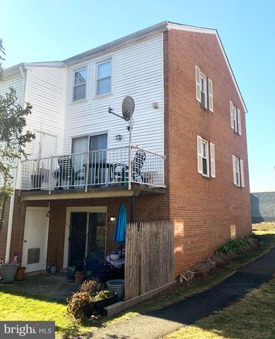 14487 SAINT GERMAIN DR, Centreville, VA 20121