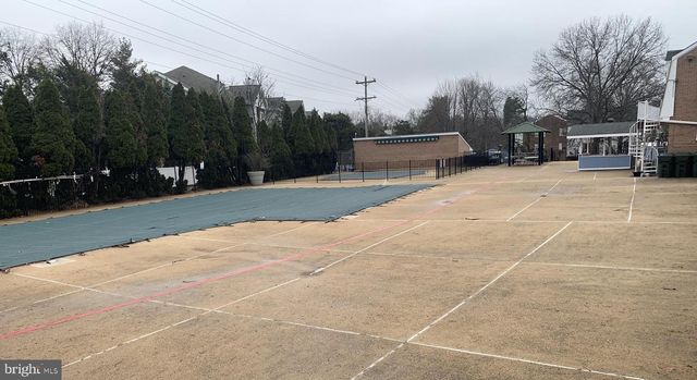 14487 SAINT GERMAIN DR, Centreville, VA 20121