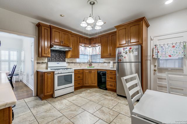 457 N Park Blvd, San Antonio, TX 78204
