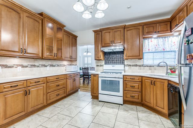 457 N Park Blvd, San Antonio, TX 78204