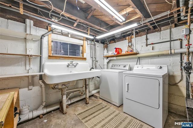 174 Phelps Avenue, Bergenfield, NJ 07621