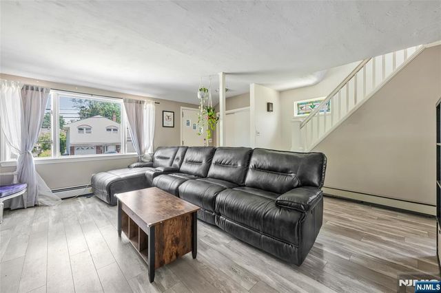 174 Phelps Avenue, Bergenfield, NJ 07621
