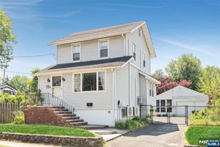 174 Phelps Avenue, Bergenfield, NJ 07621