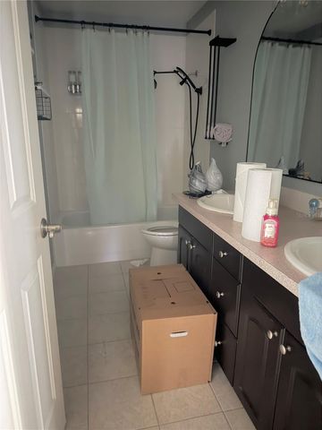 613 BERKLEY POINTE PASS, Auburndale, FL 33823