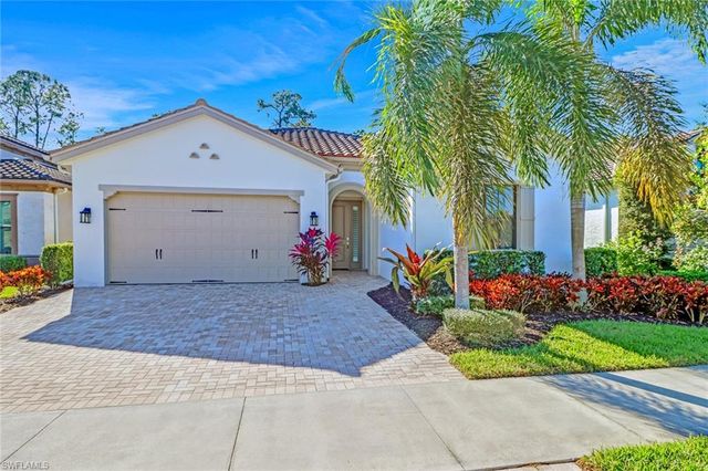 9264 Glenforest DR, Naples, FL 34120