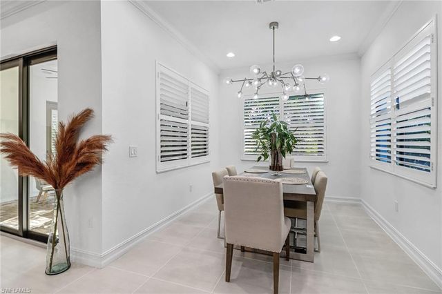 9264 Glenforest DR, Naples, FL 34120