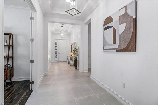 9264 Glenforest DR, Naples, FL 34120