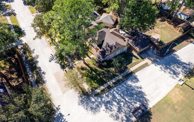 15627 Lago Villa Drive, Tomball, TX 77377