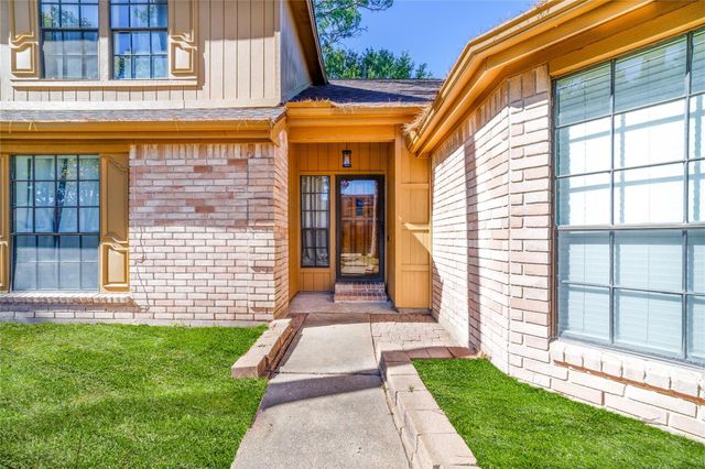 15627 Lago Villa Drive, Tomball, TX 77377