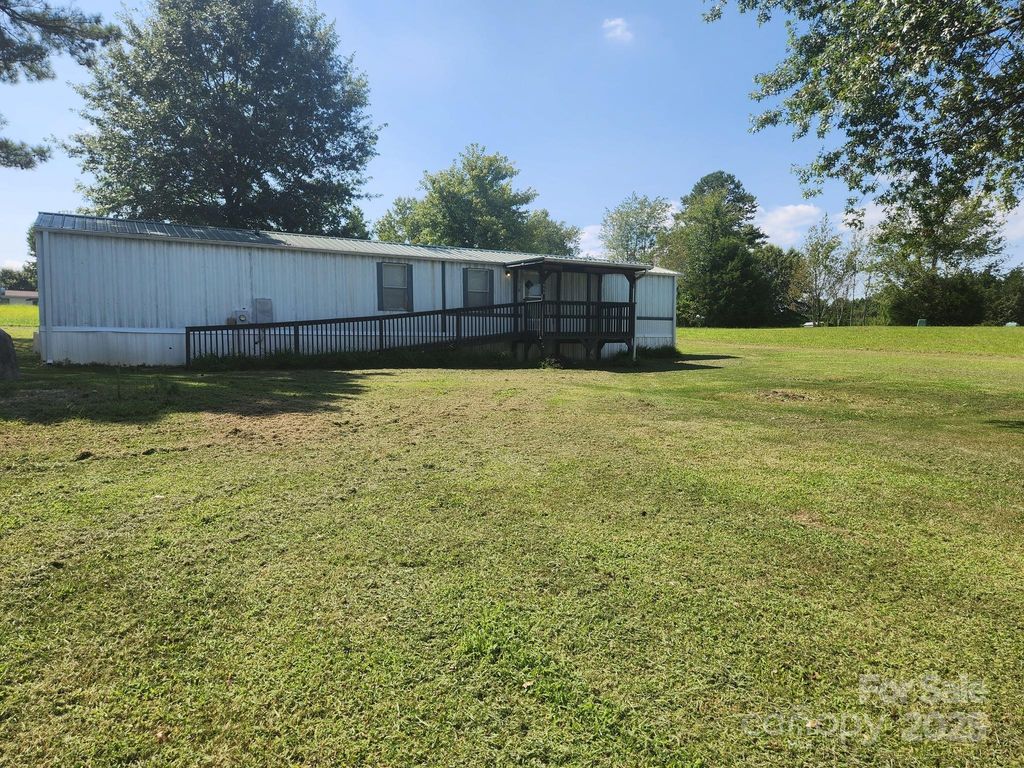 450 Ridgeland Drive, Cleveland, NC 27013