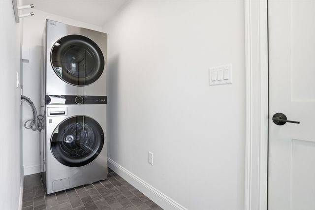 14 Temi Road, Chelmsford, MA 01824