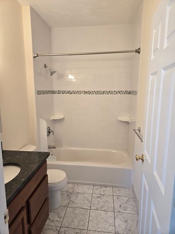 569 Adams 1, Milton, MA 02186