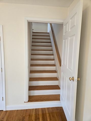 569 Adams 1, Milton, MA 02186