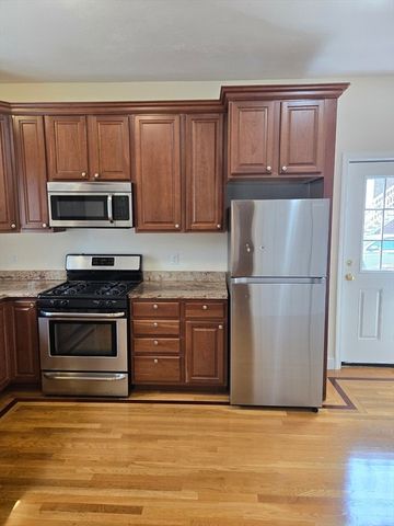 569 Adams 1, Milton, MA 02186