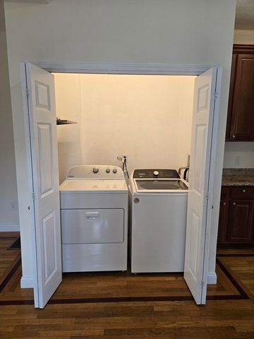 569 Adams 1, Milton, MA 02186