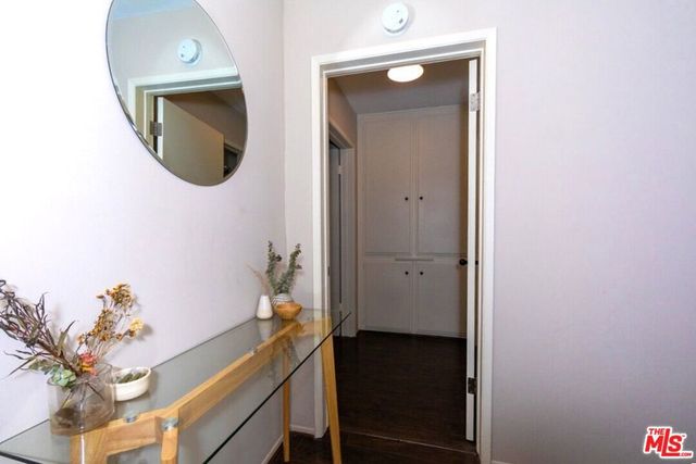 6001 Canterbury Drive 303, Culver City, CA 90230