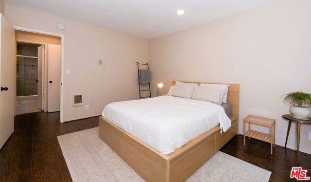 6001 Canterbury Drive 303, Culver City, CA 90230