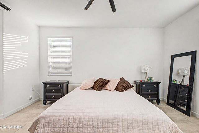 2516 W SEAVER Avenue, Apache Junction, AZ 85120