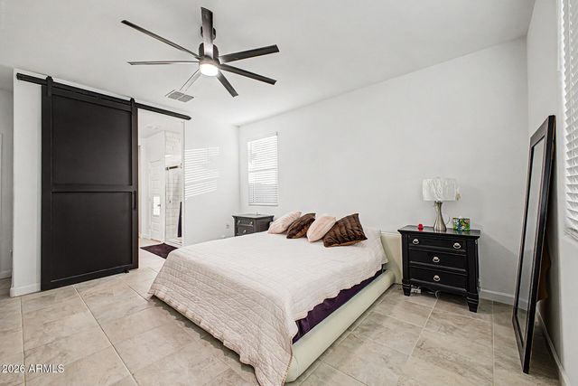 2516 W SEAVER Avenue, Apache Junction, AZ 85120