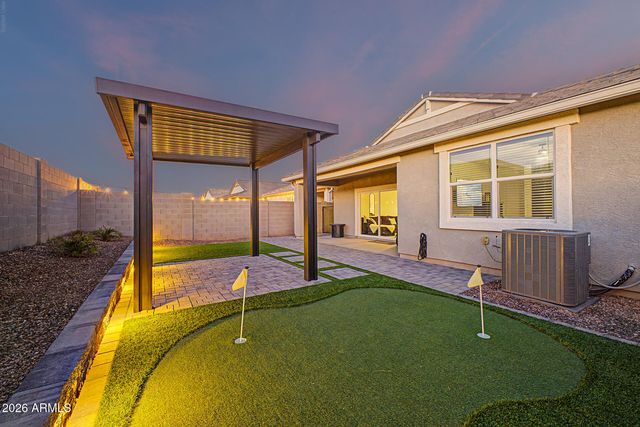 2516 W SEAVER Avenue, Apache Junction, AZ 85120