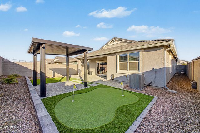 2516 W SEAVER Avenue, Apache Junction, AZ 85120