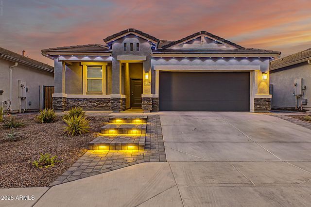 2516 W SEAVER Avenue, Apache Junction, AZ 85120