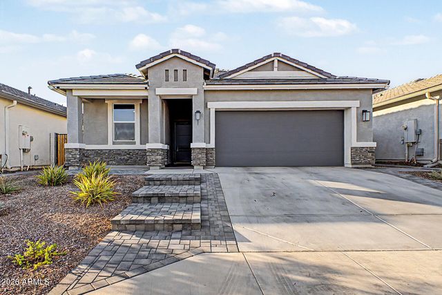2516 W SEAVER Avenue, Apache Junction, AZ 85120