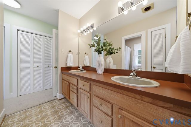 18107 Lucy Ln, Montpelier, VA 23192