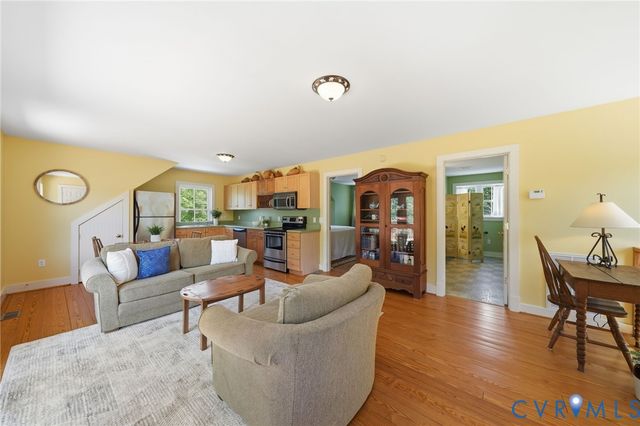 18107 Lucy Ln, Montpelier, VA 23192