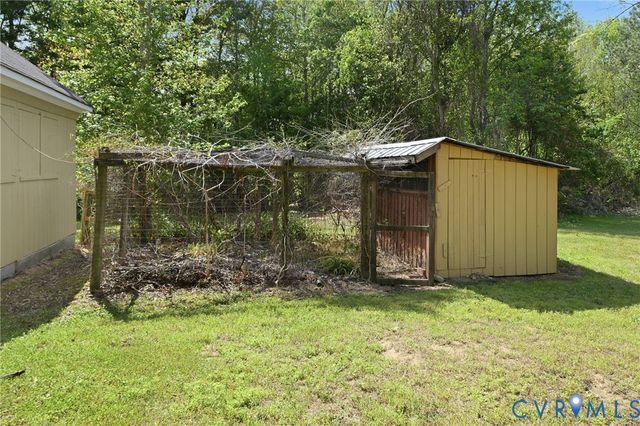 18107 Lucy Ln, Montpelier, VA 23192