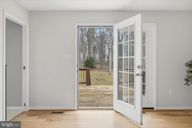 845 WHITMER RD, Shenandoah Junction, WV 25442